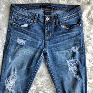 Dark Blue Mid Rise Ripped Jeans Size 7 Short